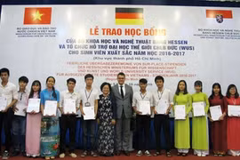 More students receive German state’s scholarships 