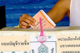 Thailand to deploy 200,000 police for referendum 
