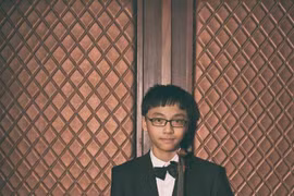 Prodigy Vietnamese violinist takes top prize