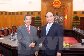 Deputy PM hosts Lao Minister of Science and Technology 