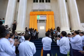 Myanmar’s stock exchange begins first trading day 