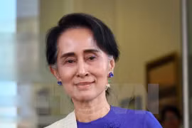 Myanmar’s state counselor visits Thailand