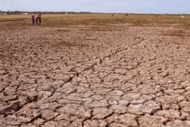 Cambodia proposes China continue discharging water
