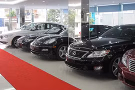 Import of automobiles in April declines
