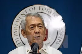 Philippines, Japan urge China to respect PCA ruling