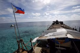 US encourages Philippines, China to engage in dialogue 