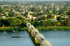 Vietnamese, Lao localities look for closer ties 