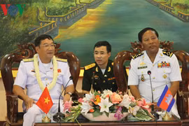 Vietnamese, Cambodian navies boost ties 