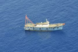 Indonesia sinks 23 foreign fishing vessels 