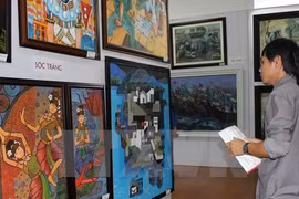 Exhibit celebrates southern art pieces 