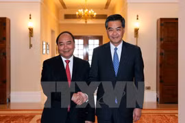PM meets chief executive of Hong Kong special administrative region