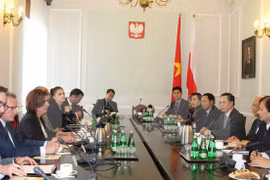 Vietnam, Poland asked to expand cooperation in strong fields 