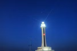 Vietnam asks China to stop actions complicating East Sea situation 