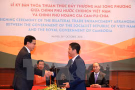 Vietnam, Cambodia agree to boost trade ties 
