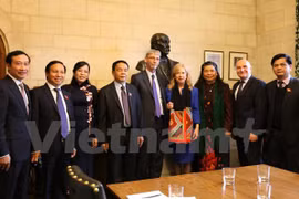 Vietnam, UK enhance legislative ties 
