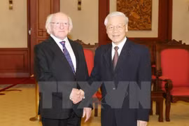 Irish President wraps up State visit to Vietnam 