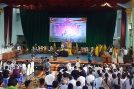 Japanese give Da Nang 11-faced Buddha