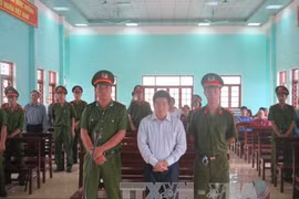 Capital punishment inflicted on drug baron, eight accomplices 