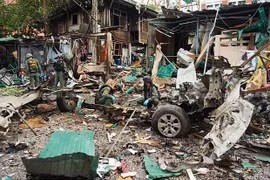 Car bomb injures two in southern Thailand