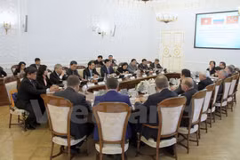 Vietnam eyes expanding economic links with Russia 