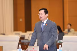 PM directs discipline against former industry-trade minister 