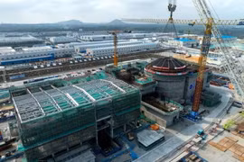 The ongoing development of a small modular reactor within a new power generation facility in Hainan, China. (Photo: bangkokpost.com) 