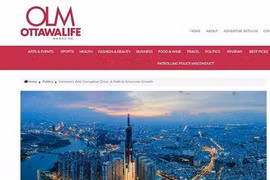 The article about Vietnam's anti-corruption efforts on Canada’s Ottawa Life magazine. (Photo: VNA broadcasts)