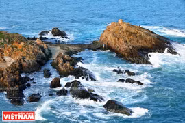 Mong Rong Rock Area, a wonder of nature in Quang Ninh