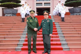  Vietnam, Russia strengthen defence partnership 