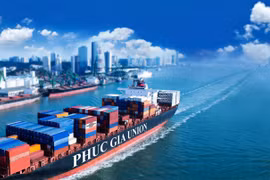 "Leverage" for international waterway transport development