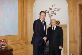 Vietnam, UK foster strategic partnership