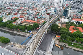 Eight elevated stations of Nhon-Hanoi Station metro line completed