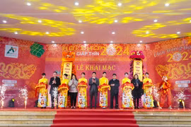 Spring fair opens in Hanoi
