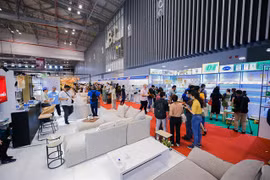 Wood furniture, handicrafts exports show recovery signs, but challenges persist