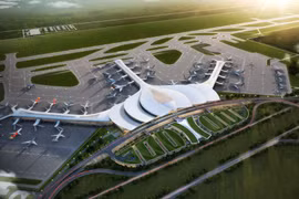 PM sets deadline for completion of Long Thanh airport in first half of 2026