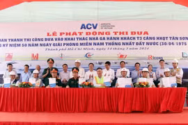 Work accelerated on Tan Son Nhat terminal to complete by April next year