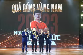 Young star midfielder, goalkeeper win Vietnam Golden Ball 2023