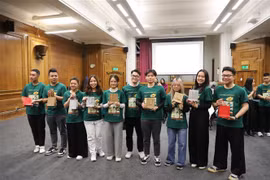 Over 100 Vietnamese students take part in Leader Camp 2024