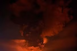 Indonesia: Ruang volcano's eruption forces 11,000 people to evacuate 