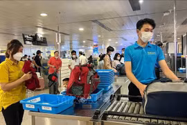 HCM City proposes measures to shorten immigration procedures time at Tan Son Nhat airport