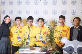 Vietnamese students win gold, bronze medals at Russia’s chemistry competition