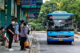 E-tickets introduced to Hanoi bus service