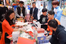 Spring book street promises exciting activities during Tet