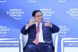 Vietnamese intellectuals in Switzerland pin high hopes on PM Chinh’s Davos trip