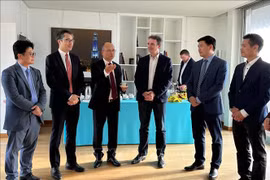 Vietnam seeks stronger cooperation with French city in different fields