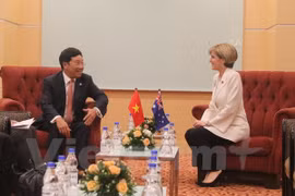  Deputy PM meets senior EU, Australian officials