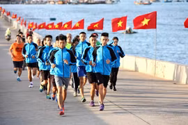 Enjoy the beautiful marathon road on Ly Son island
