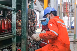 Solutions sought to deal with reduction in oil and gas production