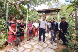Ethnic minorities receive ecotourism training