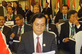 Vietnam attends NAM ministerial meeting 